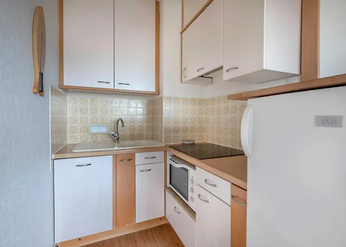 à 500m De La Plage, Pour 4 Appartement