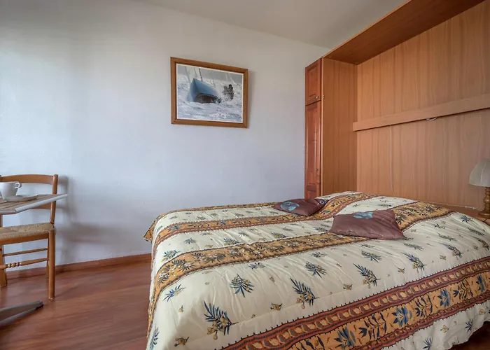 à 500m De La Plage, Pour 4